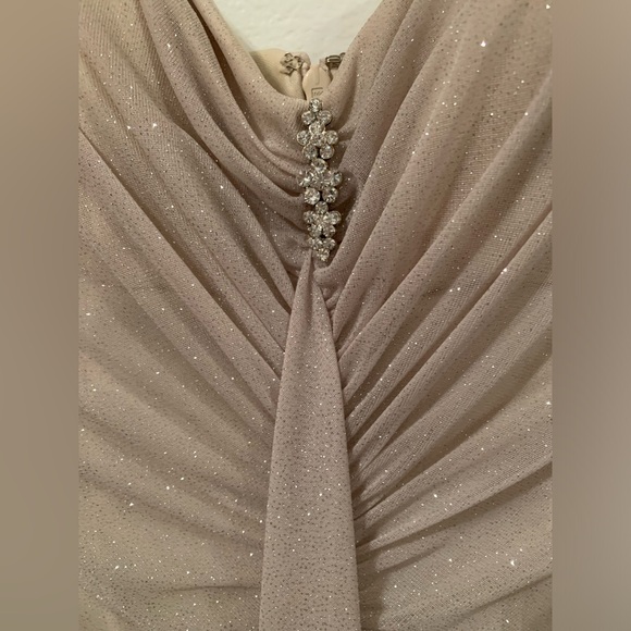 Onyx Nite Formal Sparkly Dress Size 4 - Picture 2 of 5